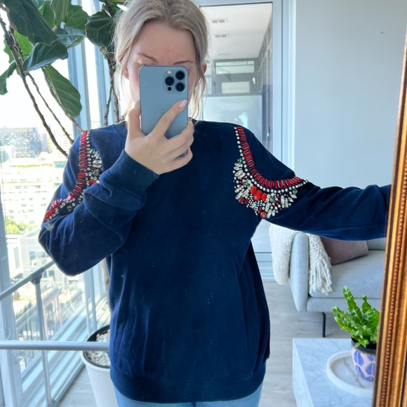 Embellished Crewneck Sweatshirt - Picture 6 of 6